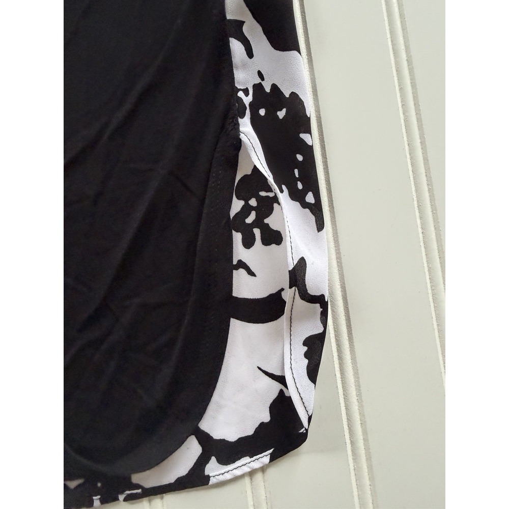 LOFT Outlet Oversized Floral Abstract Top Blouse Black White Womens M Cap Sleeve - Picture 8 of 9